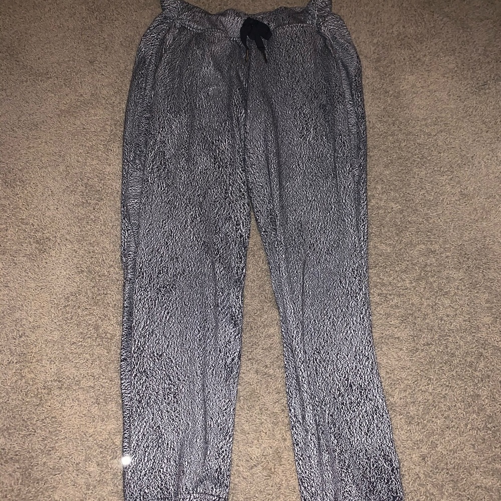Lululemon joggers